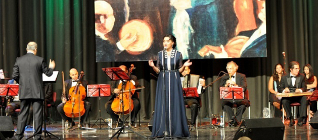 الفنانة كريمة الصقلي وﺟﻣﻌﻳﺔ "ﺍﻷﻳﺩﻱ ﺍﻟﻭﺍﻋﺩﺓ" يرجعان ليالي زمان بعمان في حفل خيري مميز الفنانة كريمة الصقلي وﺟﻣﻌﻳﺔ "ﺍﻷﻳﺩﻱ ﺍﻟﻭﺍﻋﺩﺓ" يرجعان ليالي زمان بعمان في حفل خيري مميز